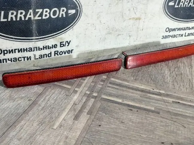 Катафот в бампер пара DISCOVERY 3 L319 05-09