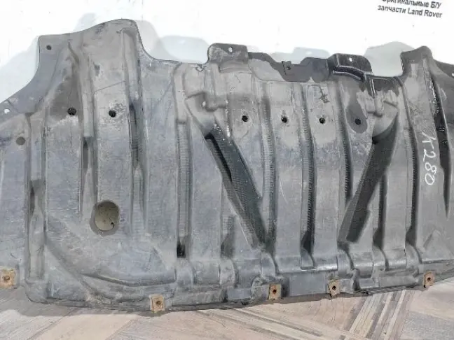 Защита пыльник радиатора Range Rover L322 02-12