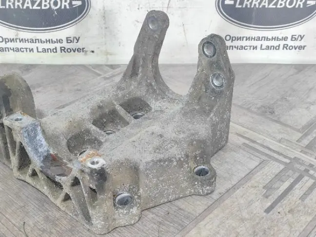Кронштейн привода Land Rover Freelander 2 2.2