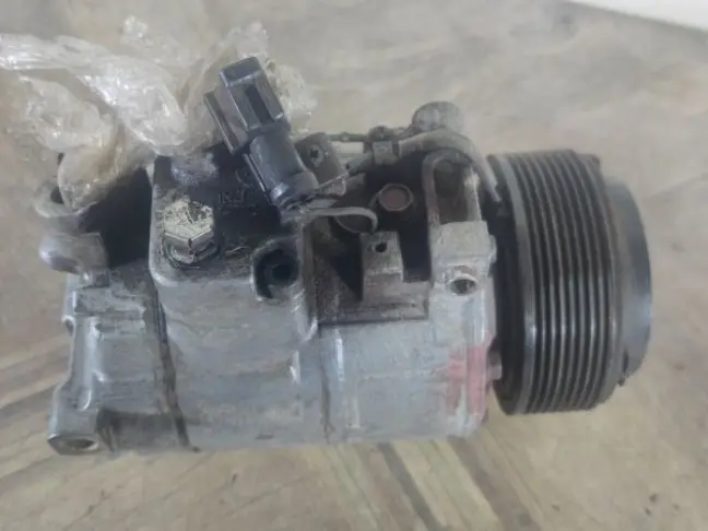 Компрессор кондиционера Range Rover 3 L322 3.6