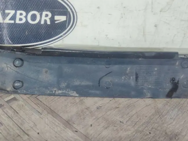 Ресничка левая Range Rover Sport L320 2005-2009