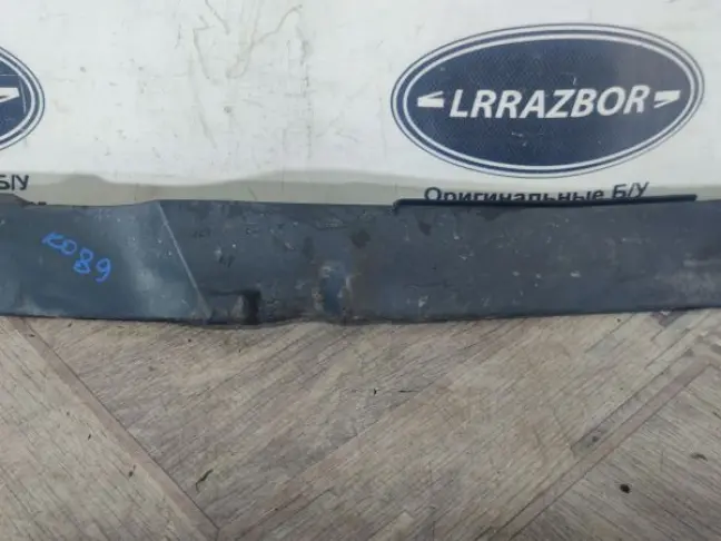 Ресничка левая Range Rover Sport L320 2005-2009