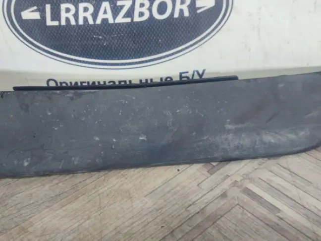 Ресничка левая Range Rover Sport L320 2005-2009