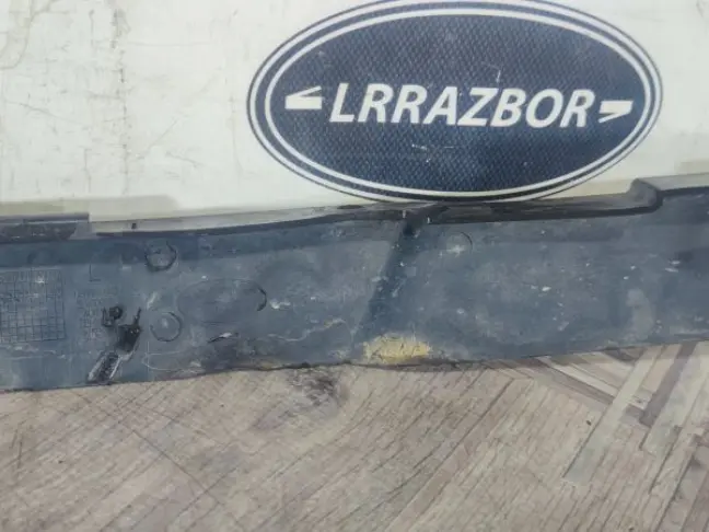 Ресничка левая Range Rover Sport L320 2005-2009