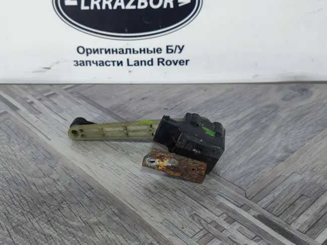 Датчик положения кузова лев Range Rover L322 05-09