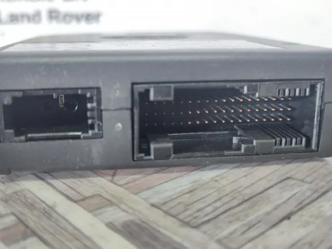 Блок управления телефоном DISCOVERY 3 L319 05-09