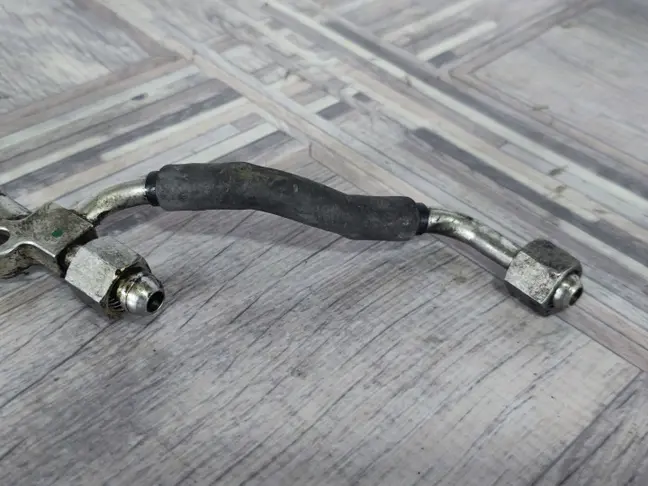 Трубка топливная Land Rover Range Rover Sport L320