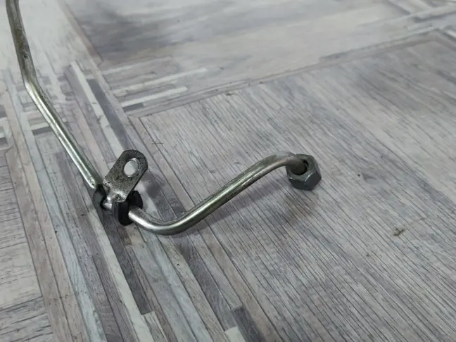 Трубка топливная Range Rover L320 L322 5.0 510