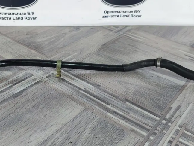 Вакуумная трубка левая Land Rover Sport L320