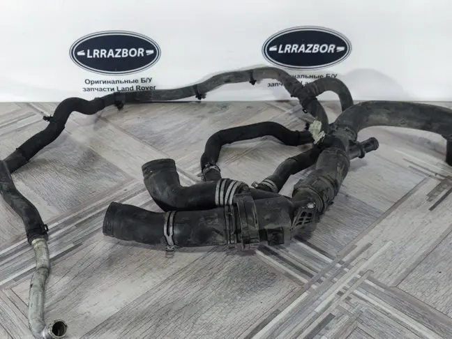 Патрубок Land Rover Range Rover Sport L320 5.0