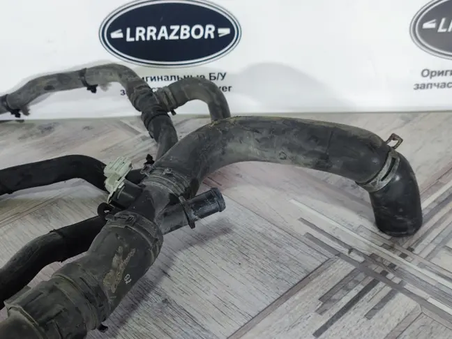 Патрубок Land Rover Range Rover Sport L320 5.0