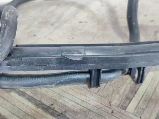 Тройник системы охлаждения Range Rover 5.0 510