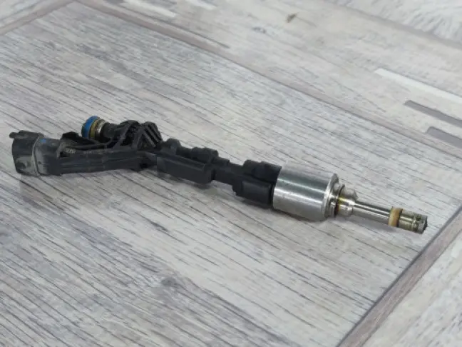 Форсунка топливная Range Rover 5.0 510 09-12