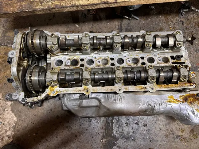 ГБЦ левая Range Rover 5.0 510 Supercharged