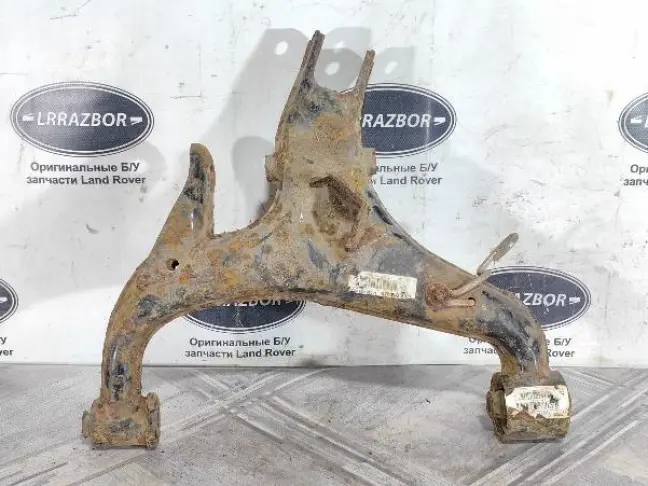 Рычаг задний нижний левый Range Rover Sport L320