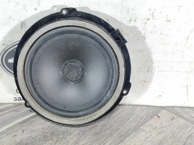 Динамик в дверь Land Rover Freelander 2