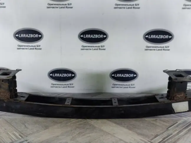 Усилитель переднего бампера DISCOVERY 3/4 L319