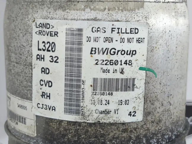 Пневмостойка задняя правая Range Rover Sport L320