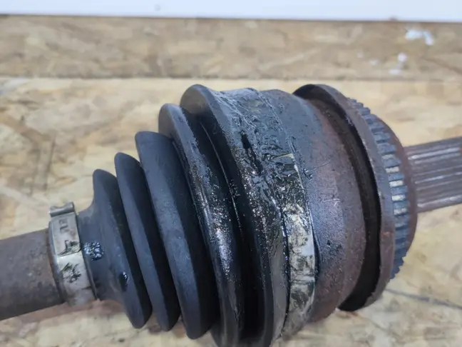 Привод задний правый Land Rover Sport L320