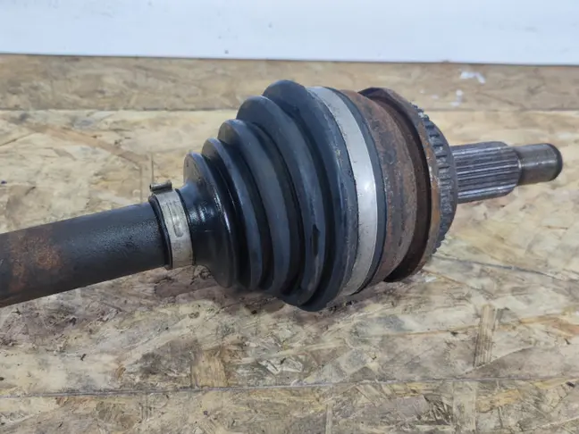 Привод задний левый Range Rover Sport L320