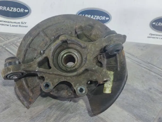Кулак задний левый Range Rover Sport L320