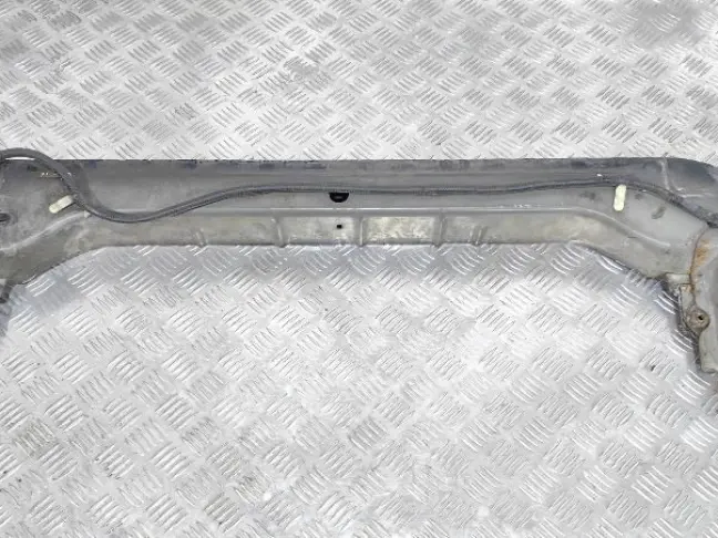Балка передняя поперечная DISCOVERY 3 L319 05-14