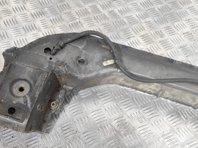 Балка передняя поперечная DISCOVERY 3 L319 05-14