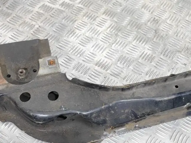 Балка передняя поперечная DISCOVERY 3 L319 05-14