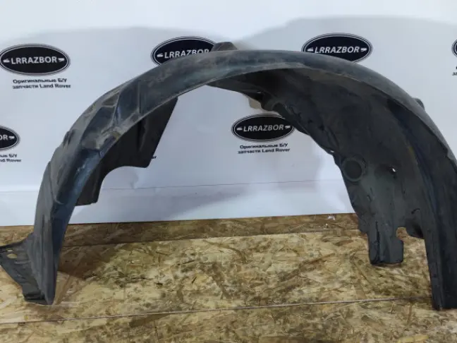 Подкрылок передний левый Range Rover Sport L320