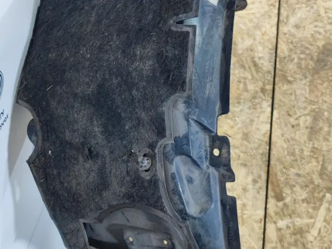 Подкрылок задний правый Range Rover Sport L320