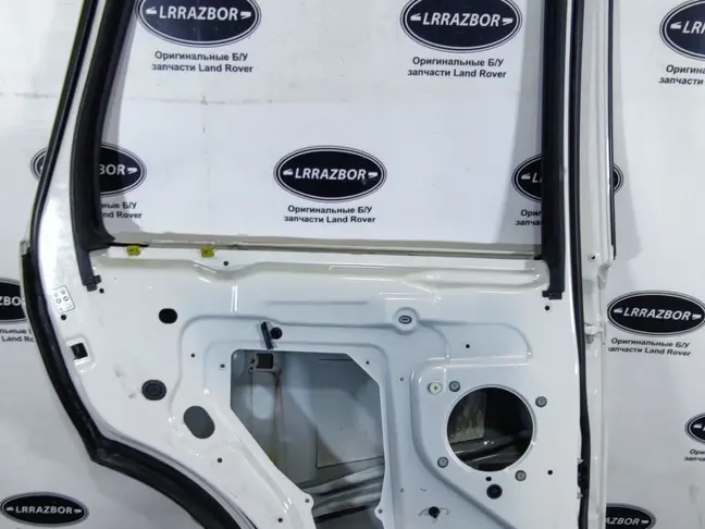 Дверь задняя левая Range Rover Sport L320 05-12