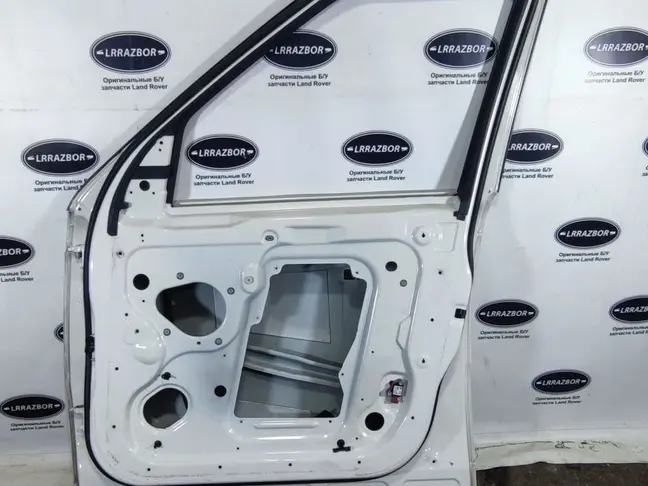 Дверь передняя правая Range Rover Sport L320 05-12