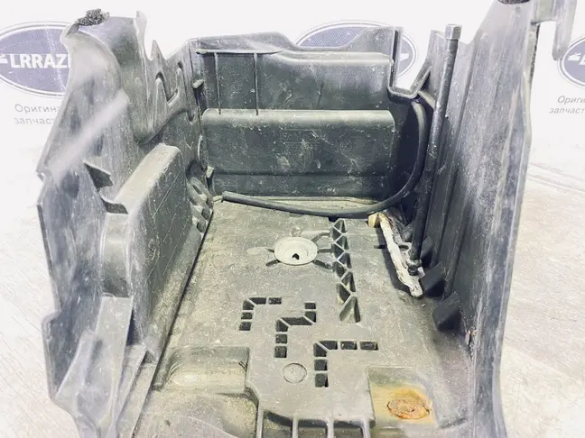 Ящик под аккумулятор Land Rover Freelander 2