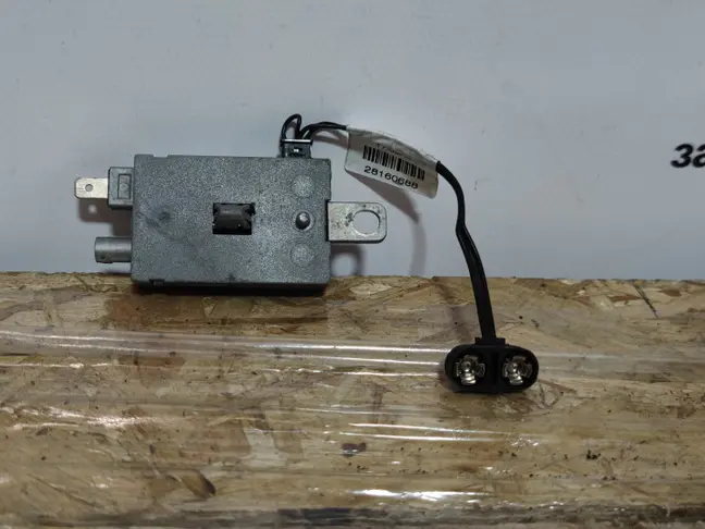 Антенна Land Rover Range Rover Sport L320 09-13