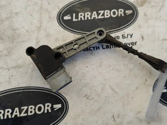 Датчик положения кузова передний RRS L320 рест