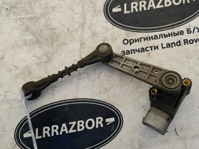 Датчик положения кузова передний RRS L320 рест