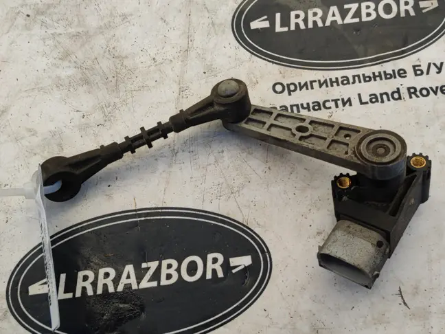 Датчик положения кузова передний RRS L320 рест