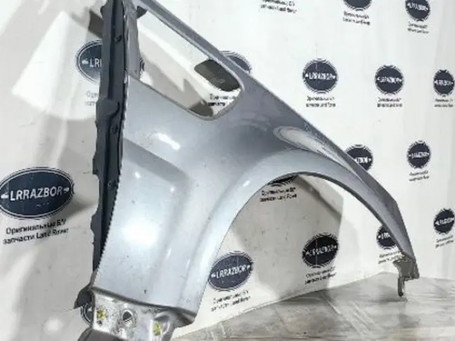 Крыло переднее правое Land Rover Sport L320 09-13