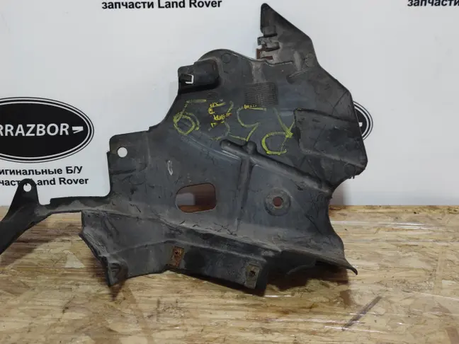 Пыльник правый Land Rover Sport L320 09-13