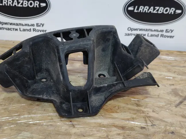 Кронштейн задний левый угловой Sport L320