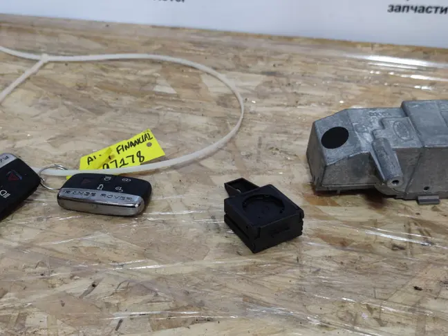 Ключ зажигания Range Rover L320 09-12