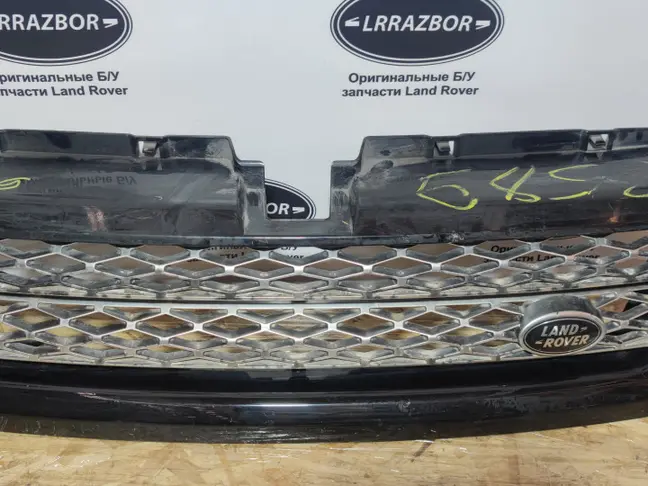 Решетка радиатора Range Rover Sport L320