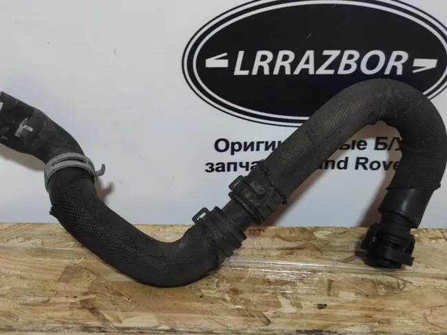 Патрубок Range Rover Sport L320 09-13 5.0