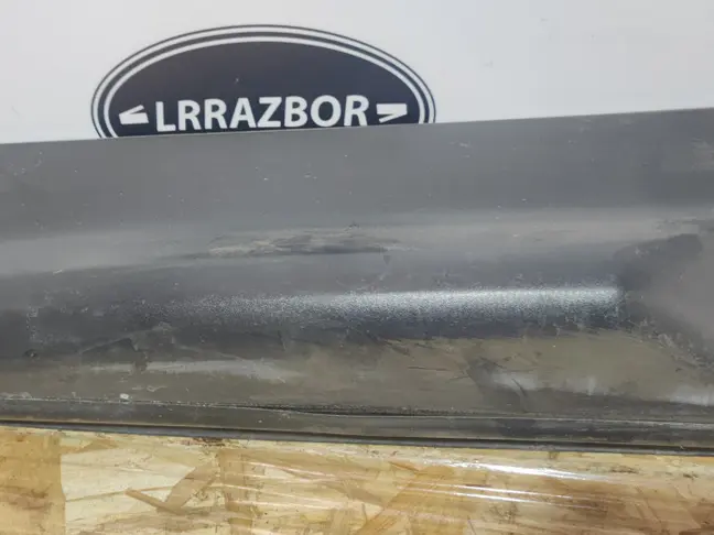 Молдинг двери задний правый Range Rover Sport 320
