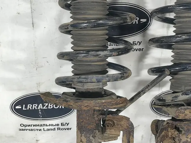 Амортизаторы передние Land Rover Freelander 2 2.2