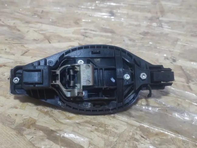 Ручка двери задняя левая Range Rover L322