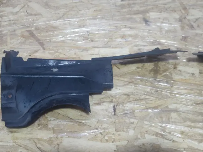 Пыльник радиатора Range Rover 3 L322 05-09