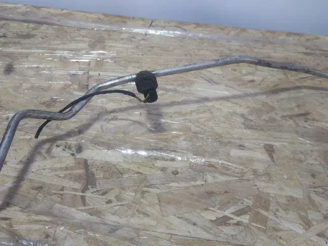 Трубка кондиционера Range Rover 3 L322 3.6 дизель