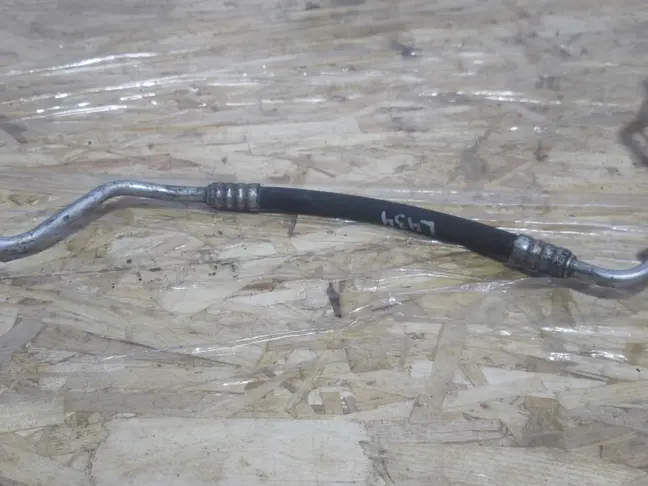 Трубка кондиционера Range Rover 3 L322 3.6 дизель