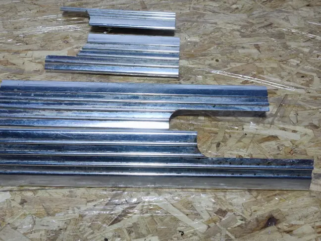 Молдинг порогов салонный Range Rover L322